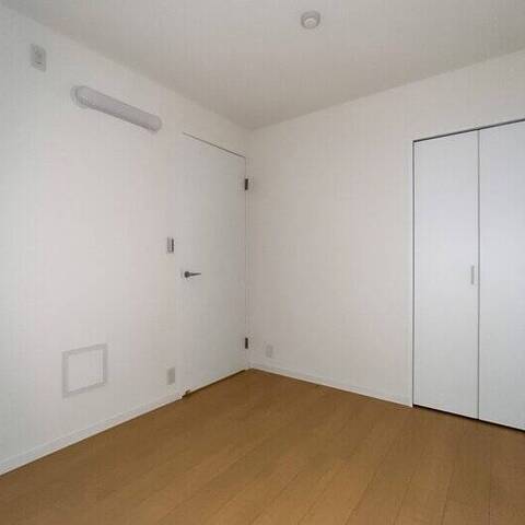 朝日シティパリオ鶴見岸谷の室内写真