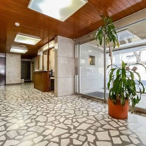 外苑マンションの建物・共用部写真