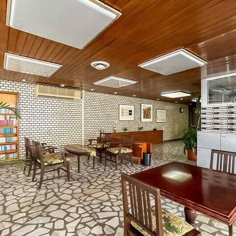 外苑マンションの建物・共用部写真