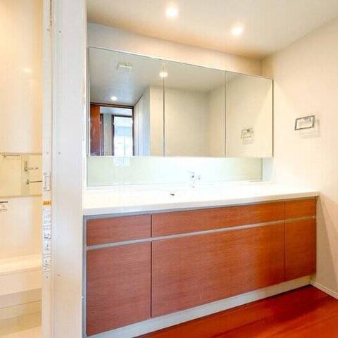 コットンハーバータワーズ　ベイイーストの室内写真