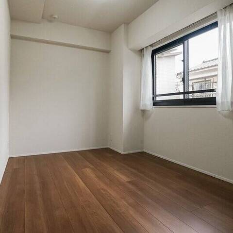 オープンレジデンシア中野の室内写真