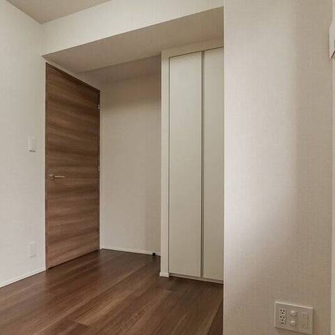 オープンレジデンシア中野の室内写真