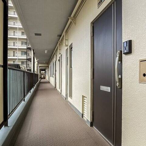 京王柴崎コーポラスの建物・共用部写真