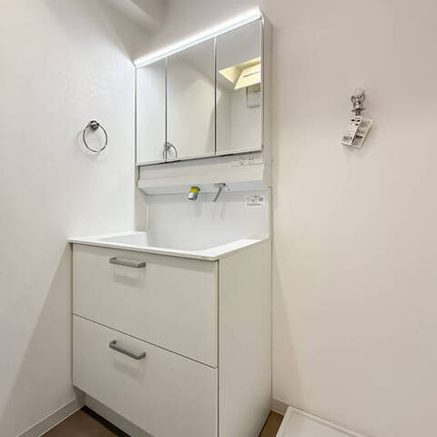 リブゼ鶴見の室内写真