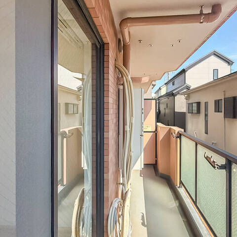 リブゼ鶴見の室内写真