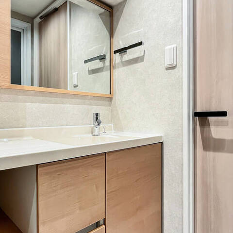 三井馬事公苑南ハイツの室内写真