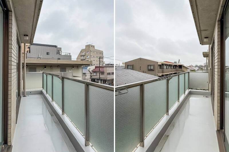 バルコニーには物干し金物が備わっています。