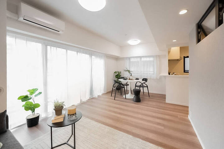 王子神谷駅 / 2LDK+サービスルーム（納戸） / 75.12㎡