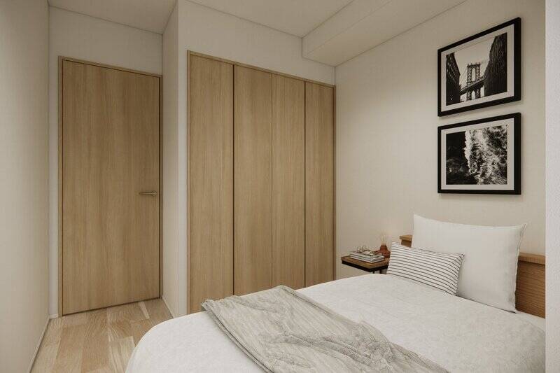 折れ戸2枚分のクローゼット付きです。