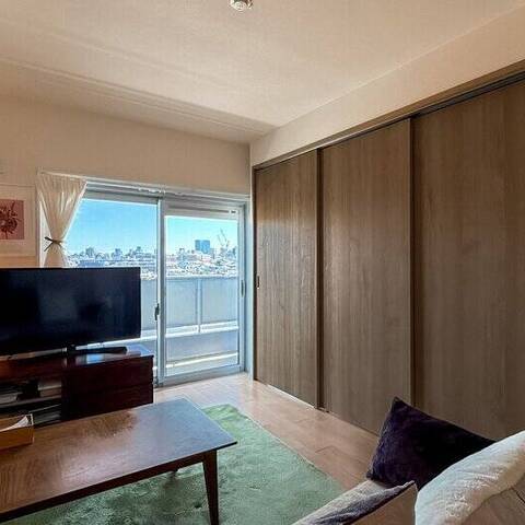 日商岩井方南町マンションの室内写真