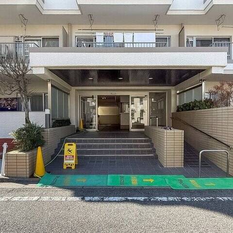 上祖師谷ハイツの建物・共用部写真