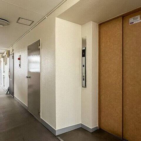 上祖師谷ハイツの建物・共用部写真