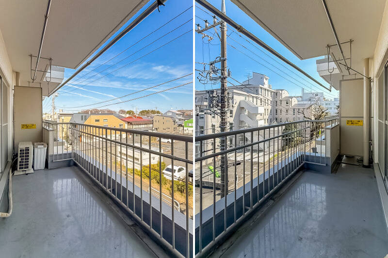 バルコニーは奥行きが広めなので、ガーデニングや椅子を置いてコーヒータイムなども楽しめそう。上部には物干し金物が付いています。