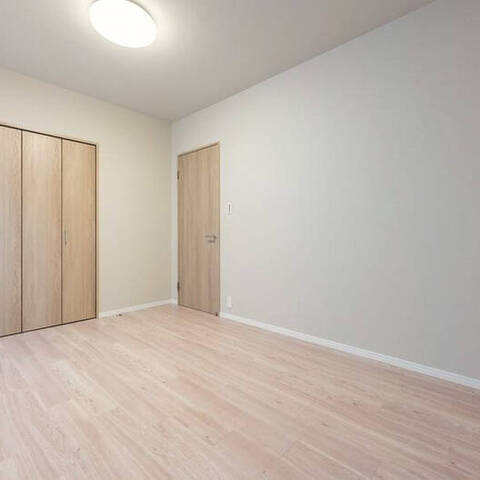 馬事公苑ヒルズの室内写真