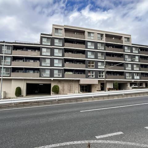 ディーレスティアたまプラーザフォースレジデンスの室内写真