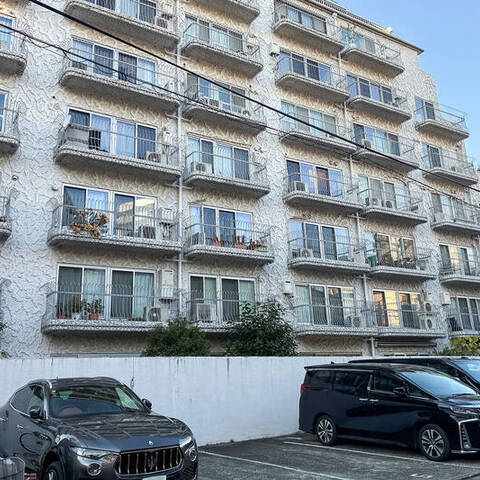 秀和高樹町レジデンスの建物・共用部写真