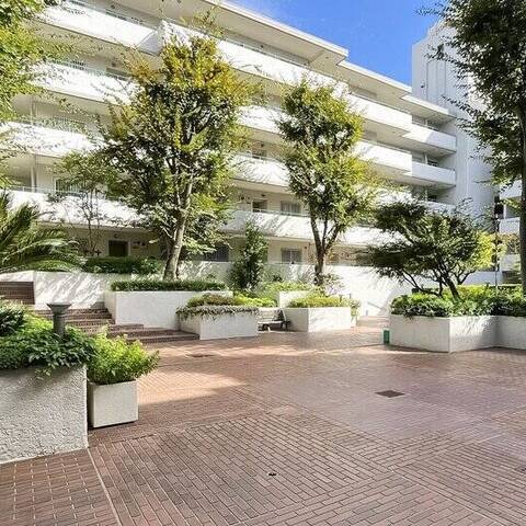 マンションニュー池尻の建物・共用部写真