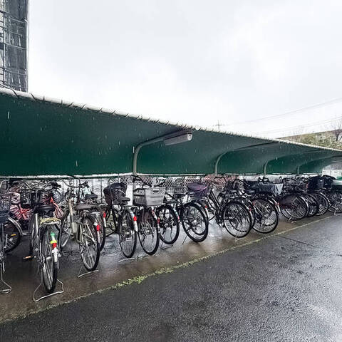 蓮根ファミールハイツ1号棟の建物・共用部写真