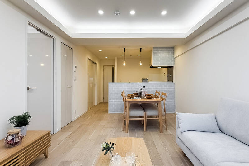 それでは正面のキッチンをチェックしていきましょう！