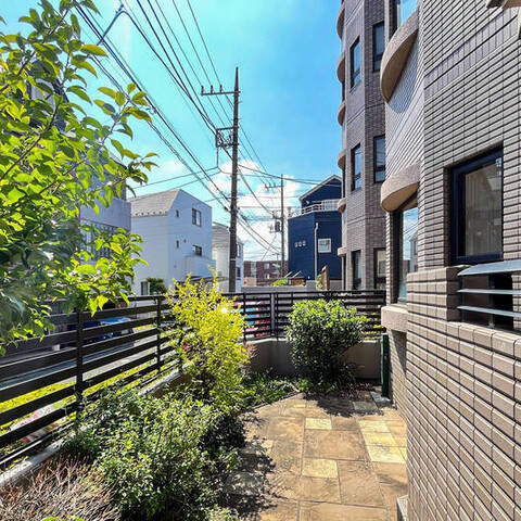 ライオンズガーデン砧の室内写真