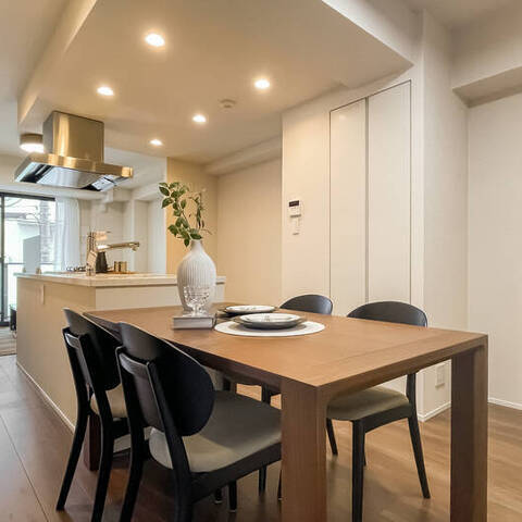 オープンレジデンシア中野の室内写真