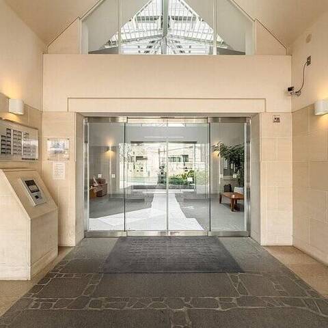 ライオンズマンション弦巻グランフォートの建物・共用部写真