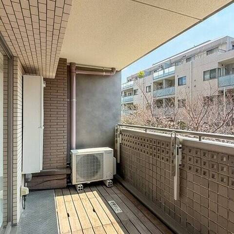 ライオンズマンション弦巻グランフォートの眺望・バルコニー写真