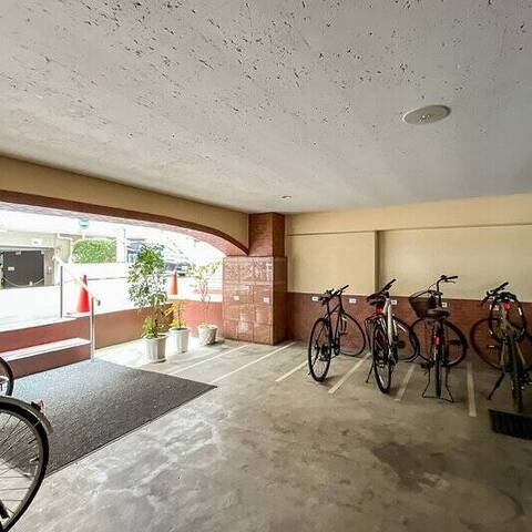 シャンボール新宿御苑前の建物・共用部写真