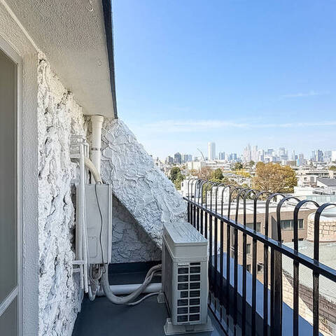 秀和松濤レジデンスの室内写真