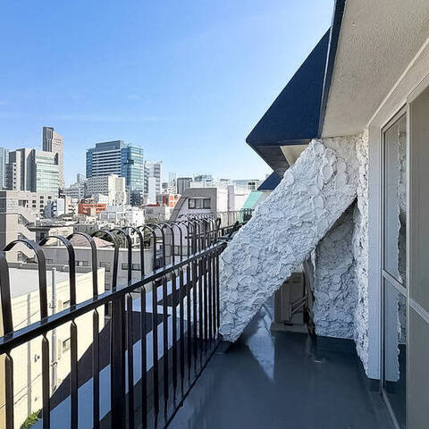 秀和松濤レジデンスの室内写真