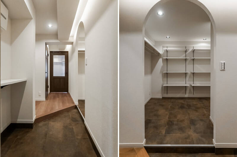 玄関扉を開けると、さっそく気になるアーチ開口が。入ってみましょう。