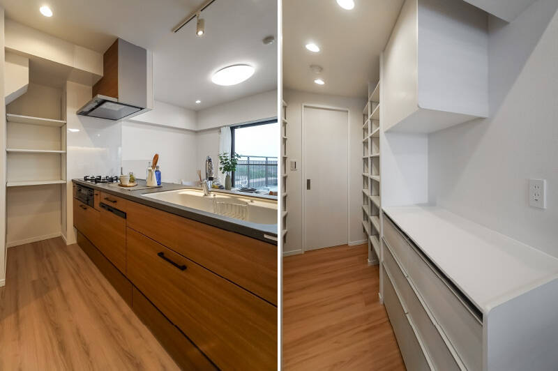 <b>左・</b>食洗機を完備した木目調キッチン。お料理しながら空が見えて、気分が上がりそうですね。すぐ横の壁には可動棚が。／<b>右・</b>なんとこちらの物件、キッチンの奥に約2.5帖の大きなパントリーが備わっているんです！ 造り付けのカップボードもあるので、家具を増やさずこのままスッキリと生活できそう。廊下への通り抜けも可能ですよ。