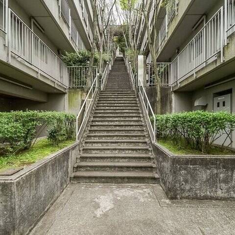 ペガサスマンション大倉山(1〜4号棟)の建物・共用部写真