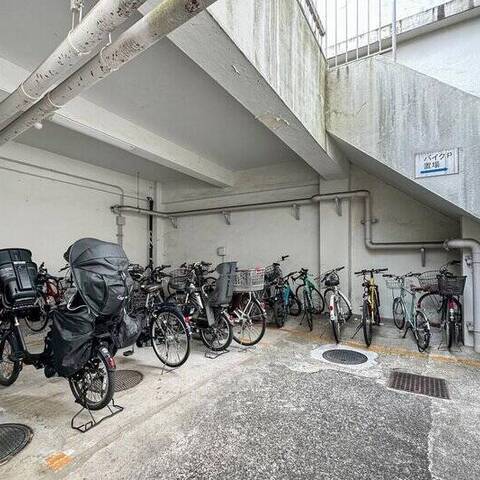 目黒コーポラスの建物・共用部写真