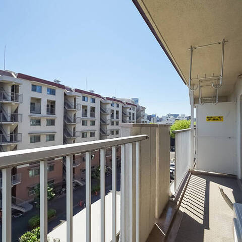 グリーンコーポ大倉山(A〜D棟)の眺望・バルコニー写真