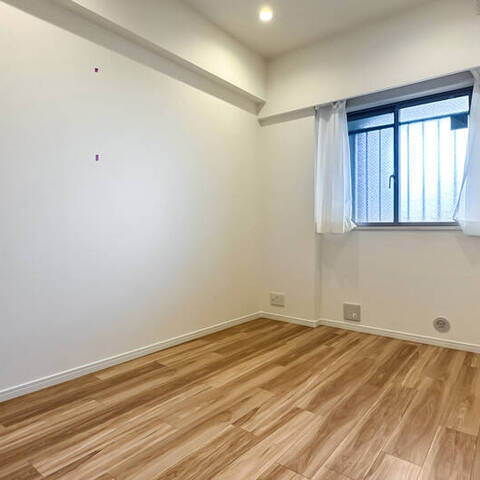 グランプラド国分寺の室内写真