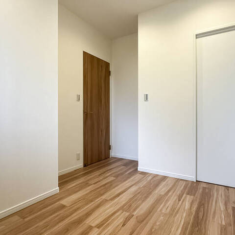 グランプラド国分寺の室内写真