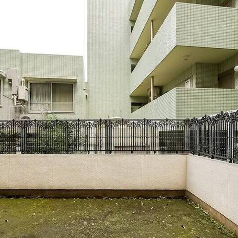 ガーデンアルバ幡ヶ谷の眺望・バルコニー写真