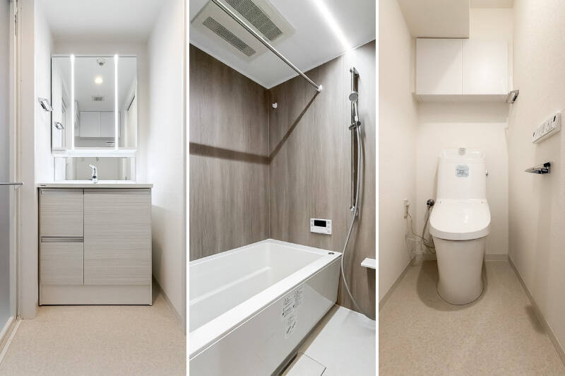 <b>左・</b>コンパクトな洗面化粧台。対面に洗濯機置き場があります。/<b>中央・</b>木目調のユニットバス。浴室換気暖房乾燥機付きです。/<b>右・</b>収納付きのトイレ。