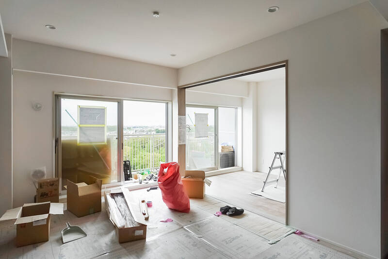 隣には洋室Aが。引き戸を開け放てば、広々としたひとつながりの空間として使うことも可能ですよ。