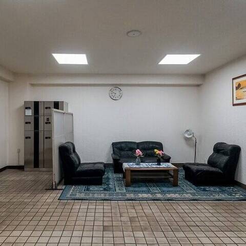 サニーハイツ王子本町の建物・共用部写真