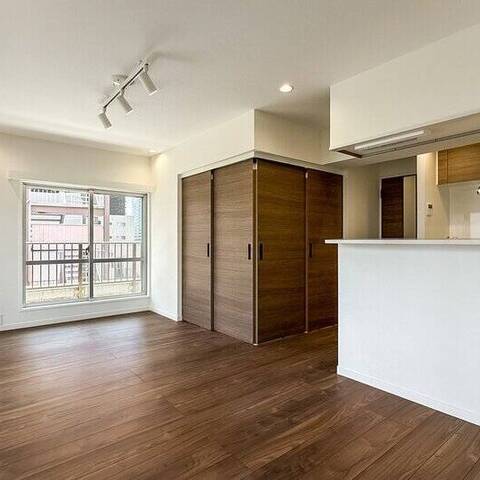 ハイネスロフティの室内写真