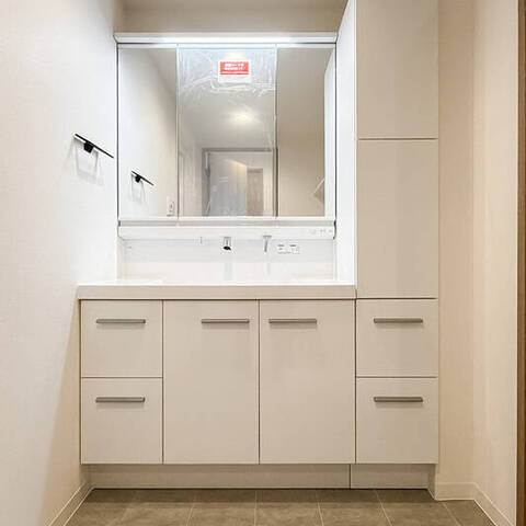 レーベンハイム加賀プレシャスフォルムの室内写真