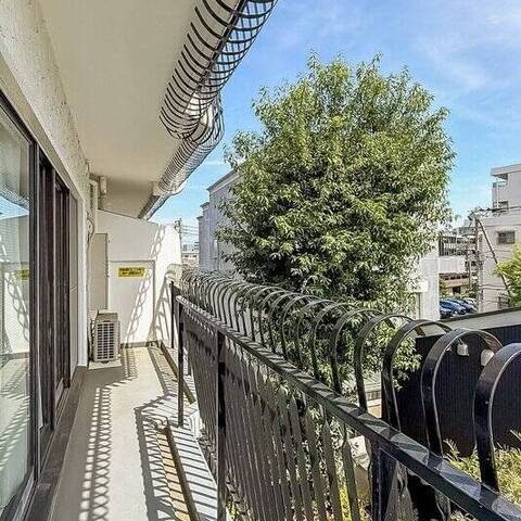 秀和祖師谷大蔵レジデンスの眺望・バルコニー写真