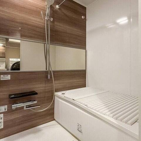 秀和祖師谷大蔵レジデンスの室内写真