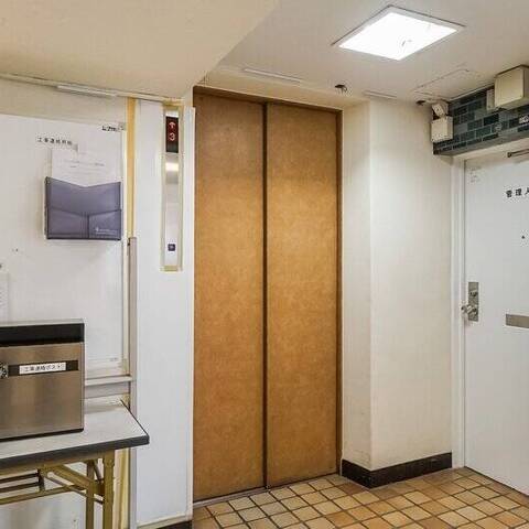 ニュー井の頭マンションの建物・共用部写真