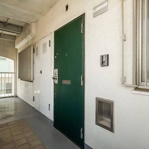 ニュー井の頭マンションの建物・共用部写真