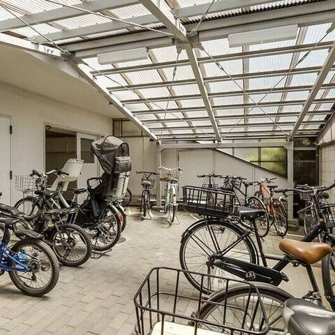 ニュー井の頭マンションの建物・共用部写真