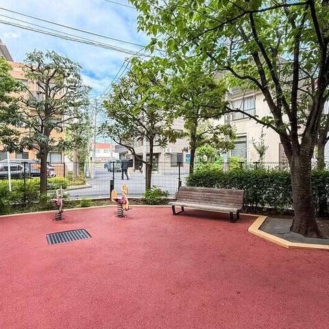 クレッセント武蔵新城イーストの建物・共用部写真