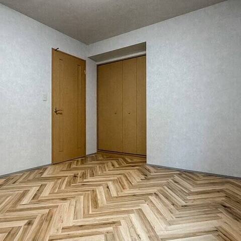 クレッセント武蔵新城イーストの室内写真